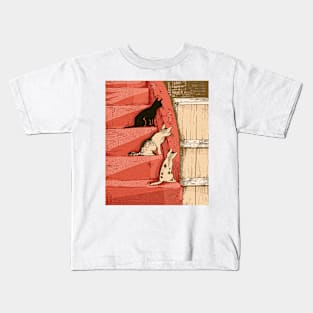 Between alleys Kids T-Shirt